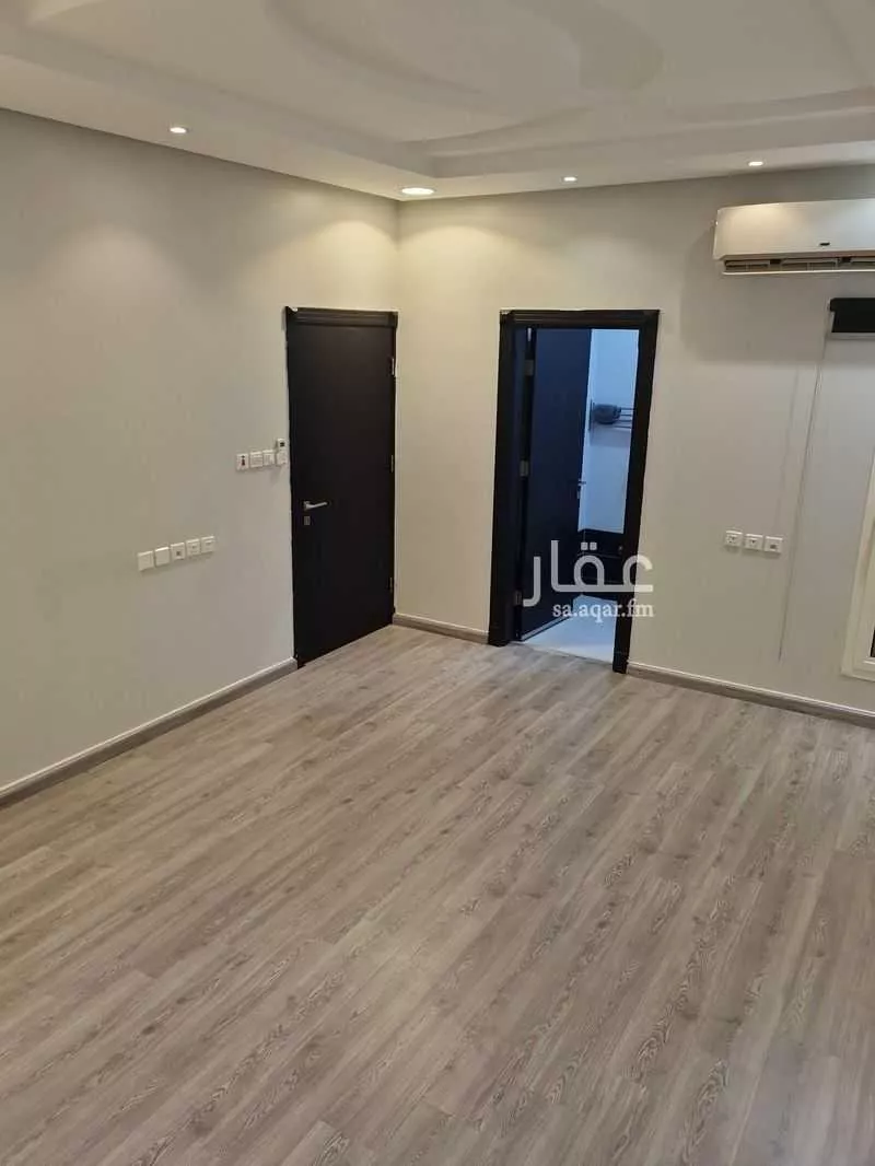 دور 4 غرف في عرقة 5