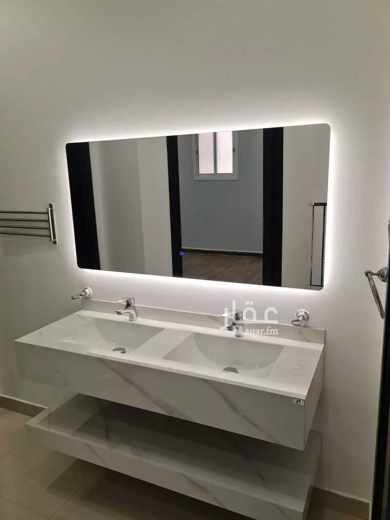 دور 4 غرف في عرقة 3