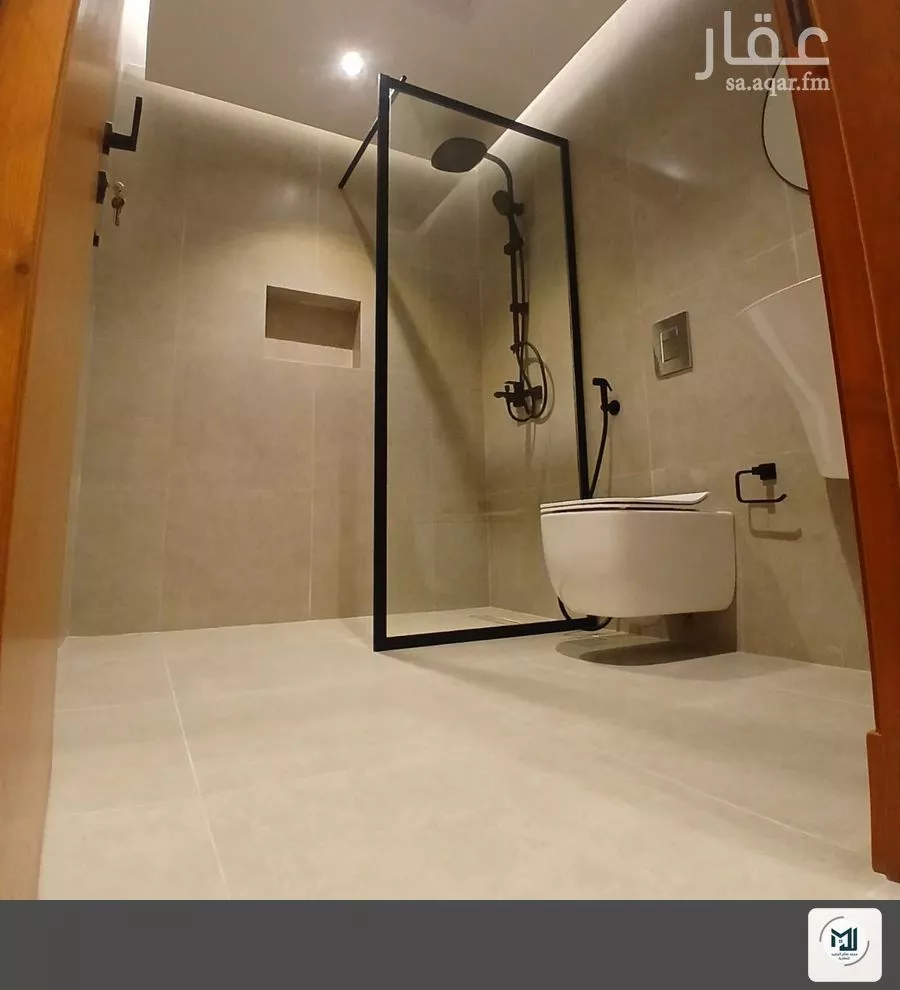 5 bedroom villa in Az Zomorod, Jeddah 19