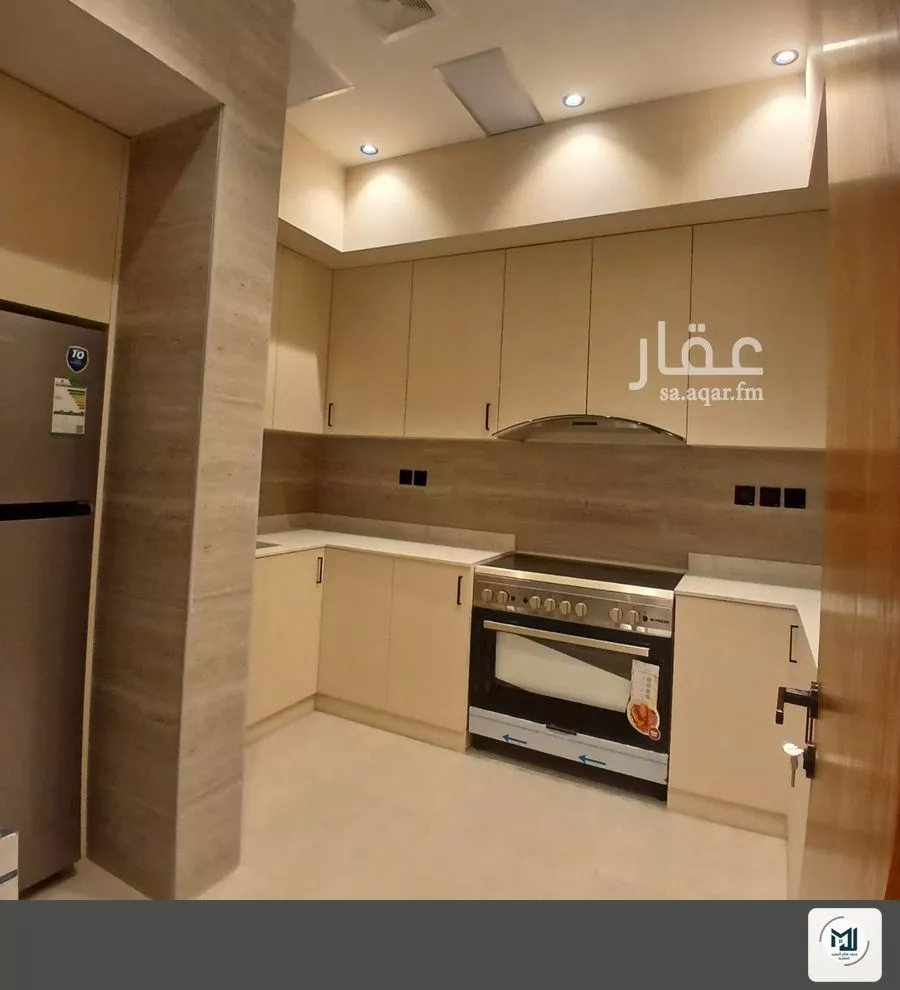 5 bedroom villa in Az Zomorod, Jeddah 10