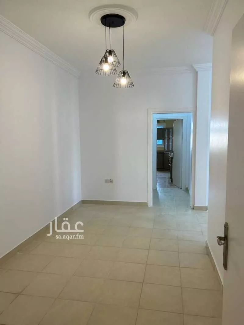 عمارة 782 م² في الفلاح 2