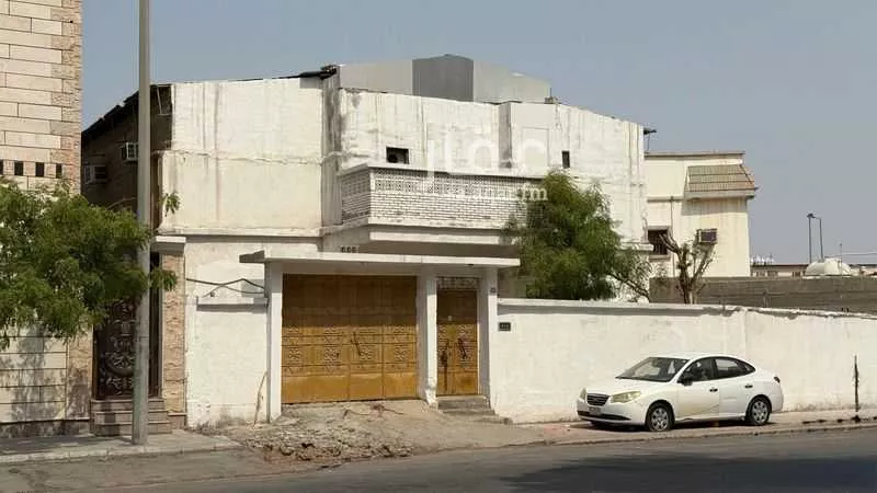 8 bedroom villa in Abdullah Fuad, Eastern Province 5