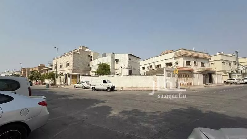 8 bedroom villa in Abdullah Fuad, Eastern Province 4