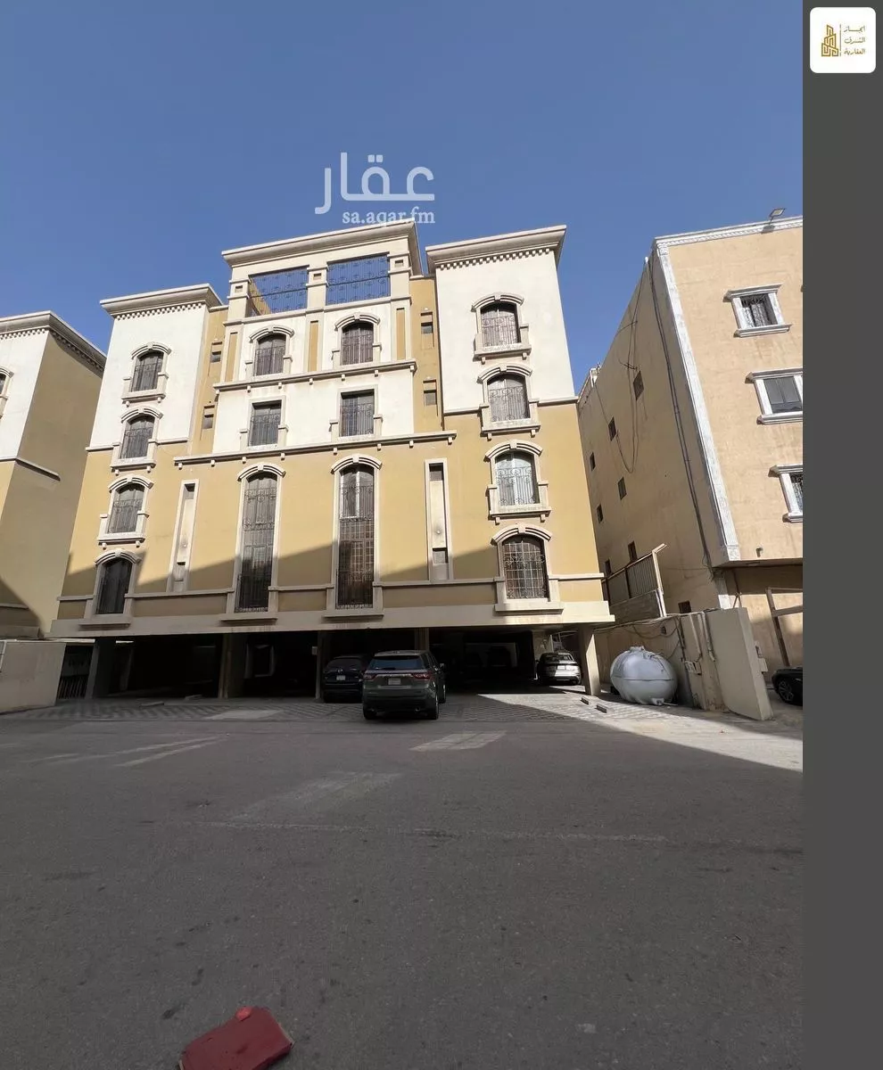 شقة 4 غرف في المنتزة 1