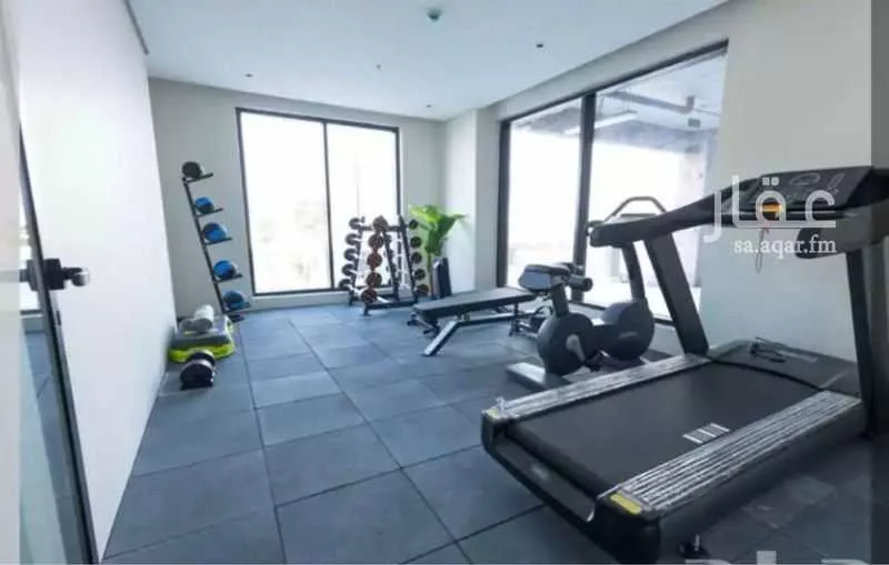 شقة 4 غرف في البحر 1