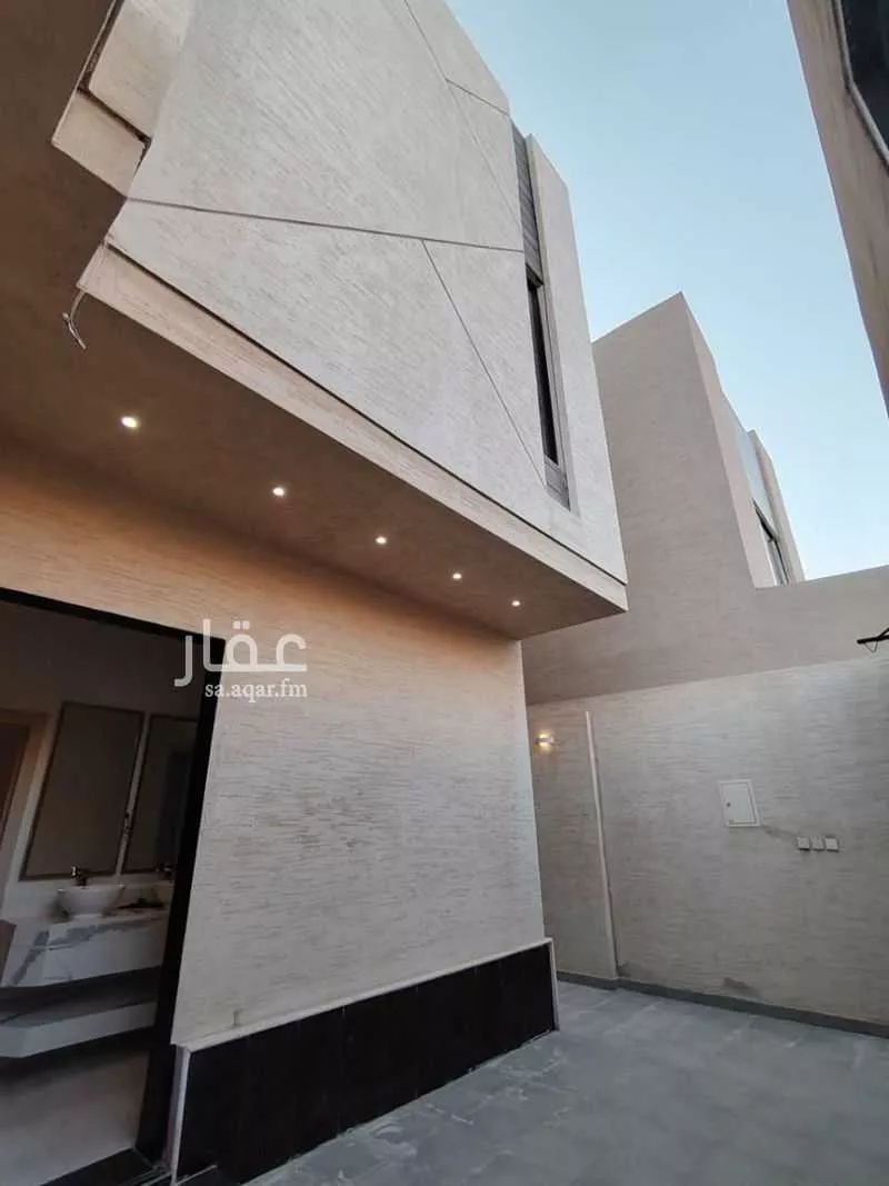 فيلا 10 غرف في عكاظ 2