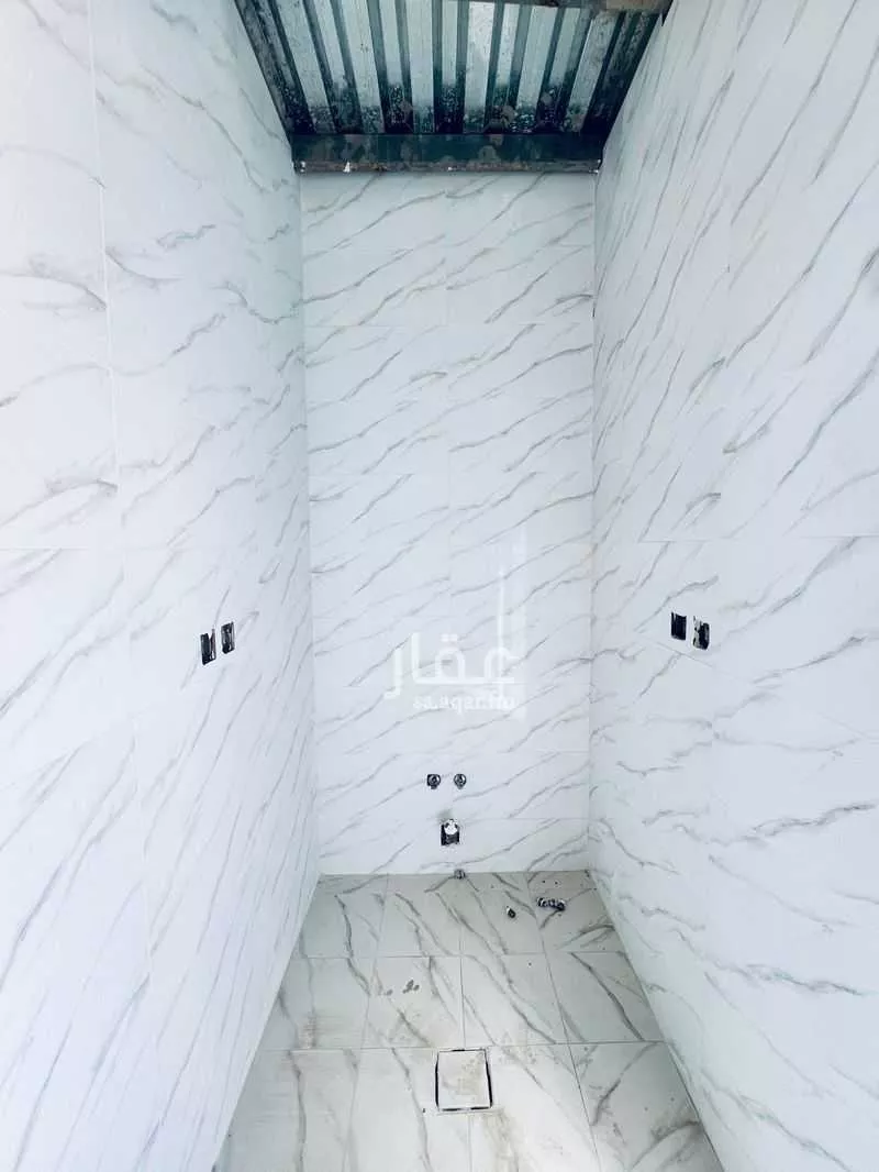 shop in Al Aziziyah, Madinah 9