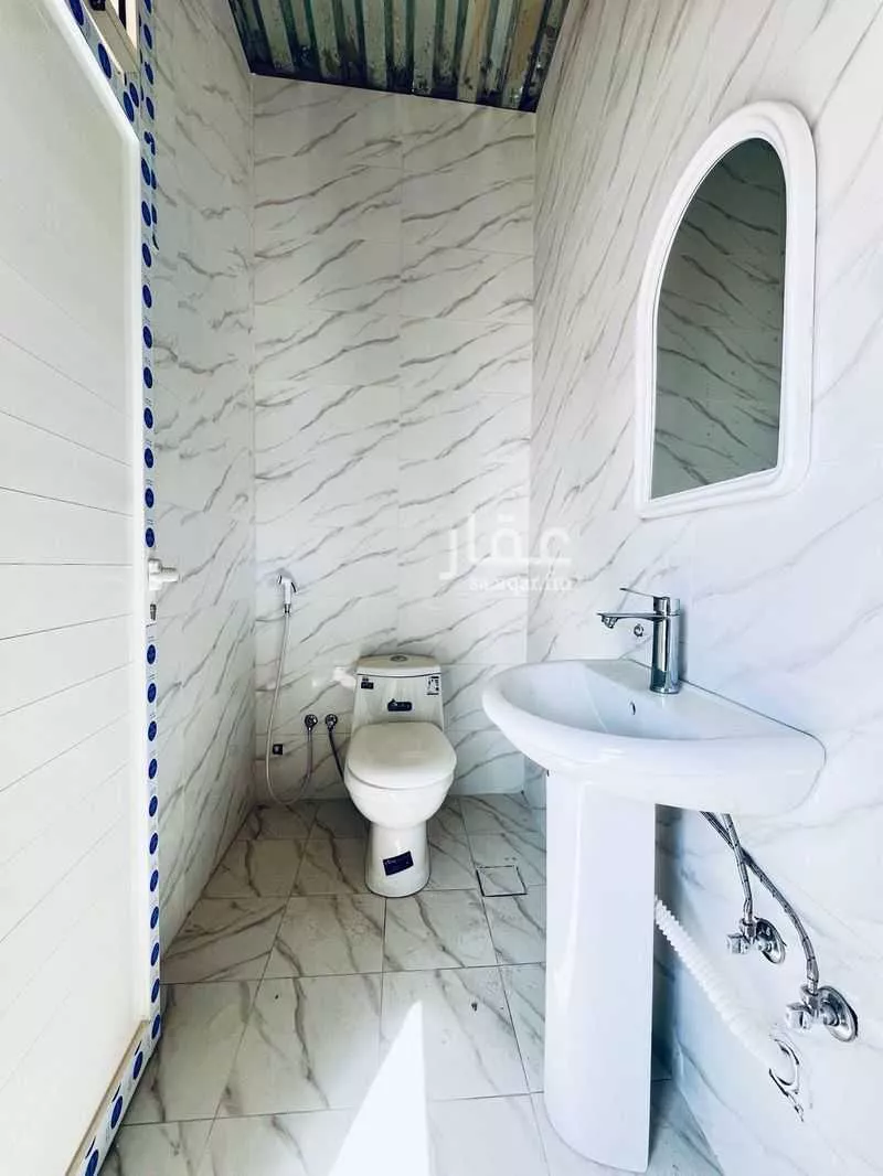 shop in Al Aziziyah, Madinah 8