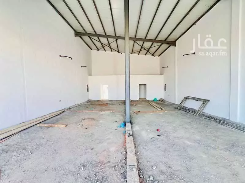 shop in Al Aziziyah, Madinah 6