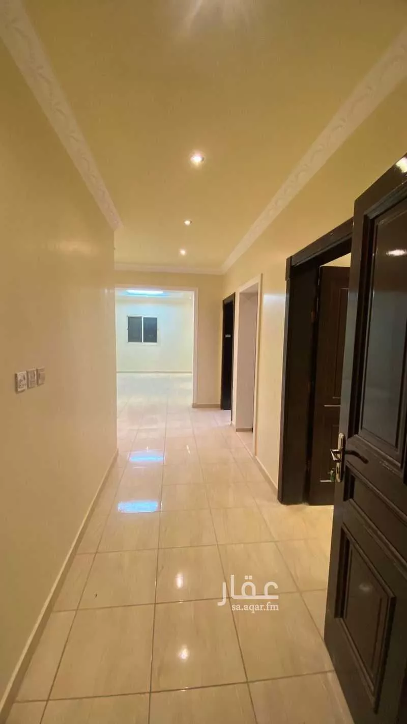 شقة 5 غرف في الملك فهد 5