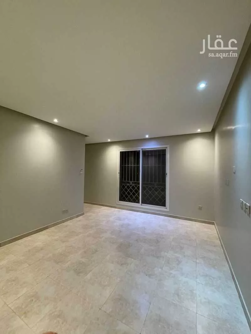 3 bedroom apartment in Granada, Riyadh 4