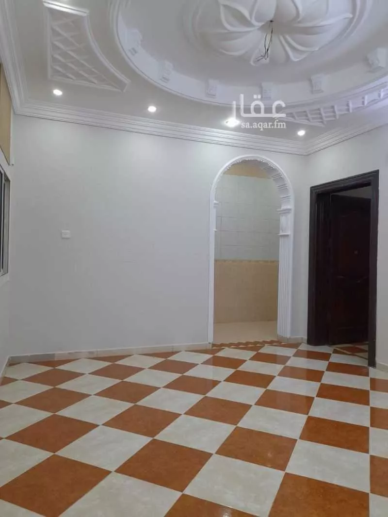 4 bedroom building in Al Sanabel, Jeddah 9