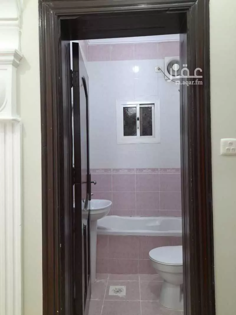 4 bedroom building in Al Sanabel, Jeddah 10