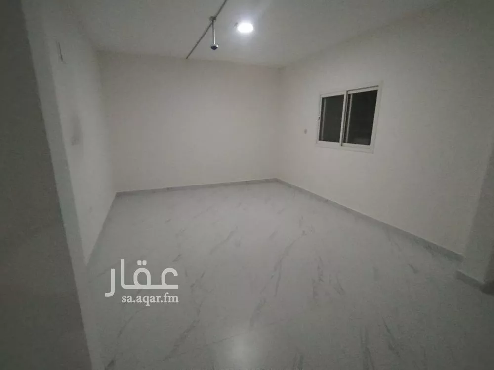 3 bedroom office in Al Izdihar, Riyadh 5
