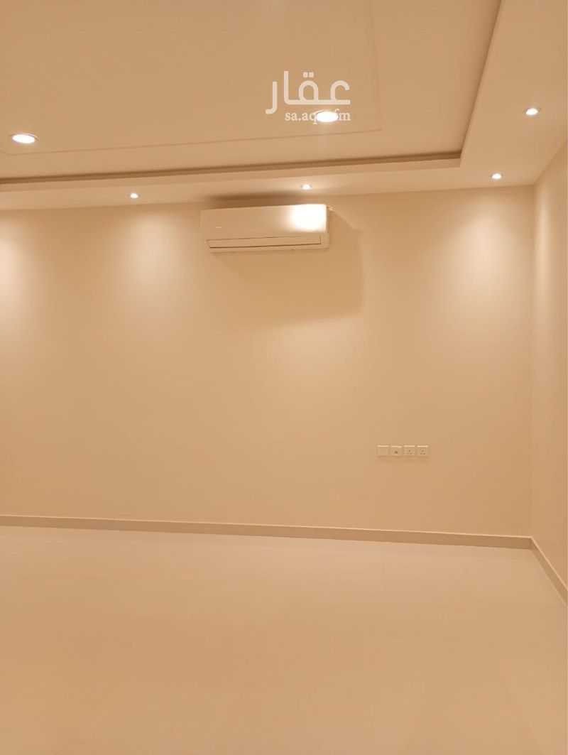5 bedroom villa in Qurtubah, Riyadh 10