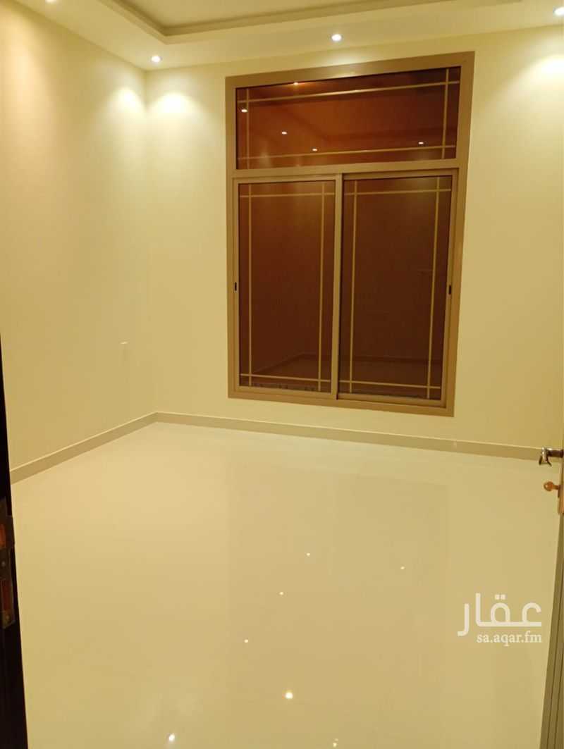 5 bedroom villa in Qurtubah, Riyadh 25