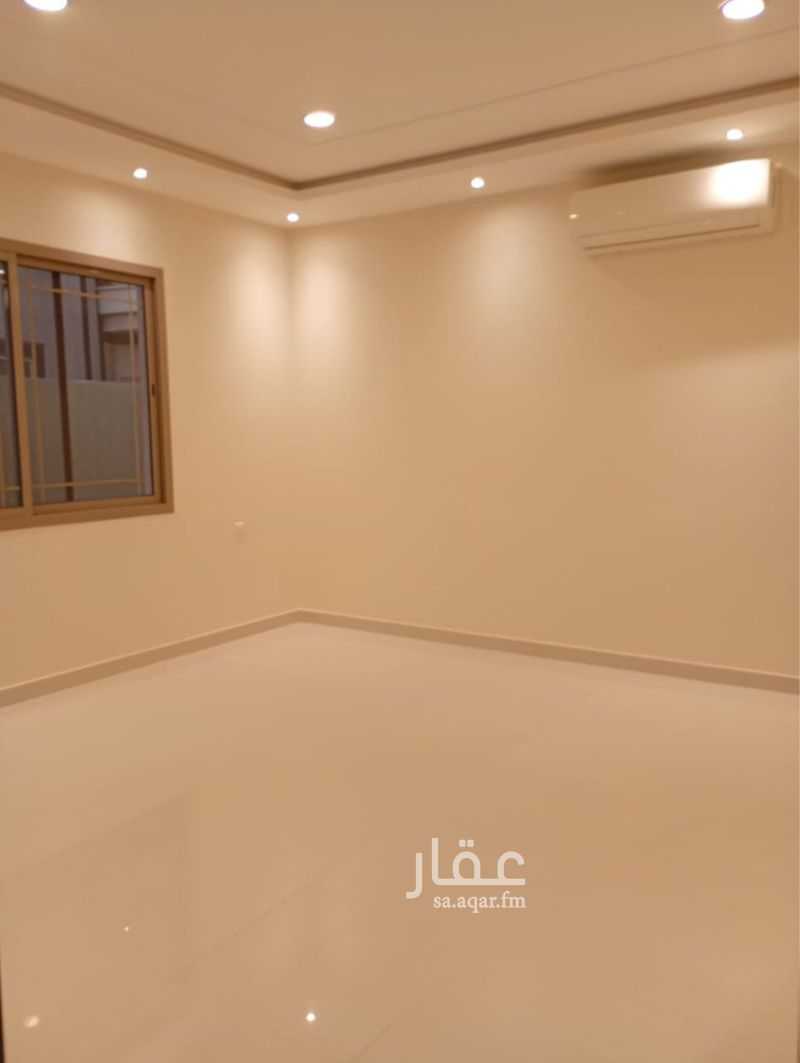 5 bedroom villa in Qurtubah, Riyadh 17
