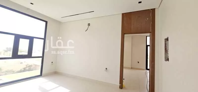 فيلا 4 غرف في العارض 2