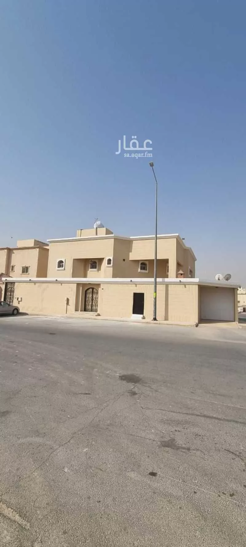 3 bedroom floor in Al Aqiq 3