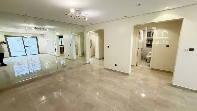 فيلا 5 غرف في النرجس 4