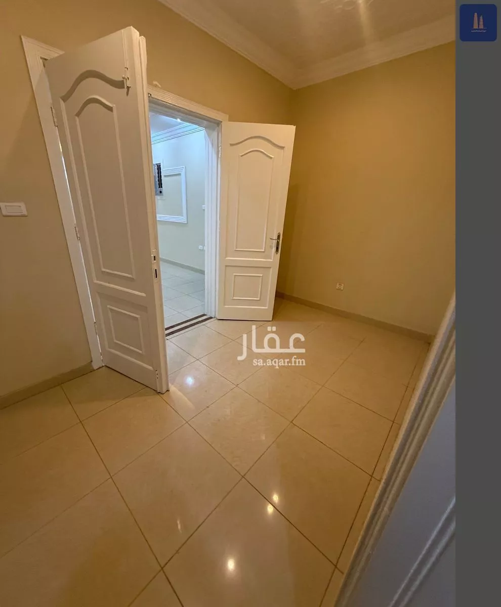 عمارة 900 م² في الصفا 5