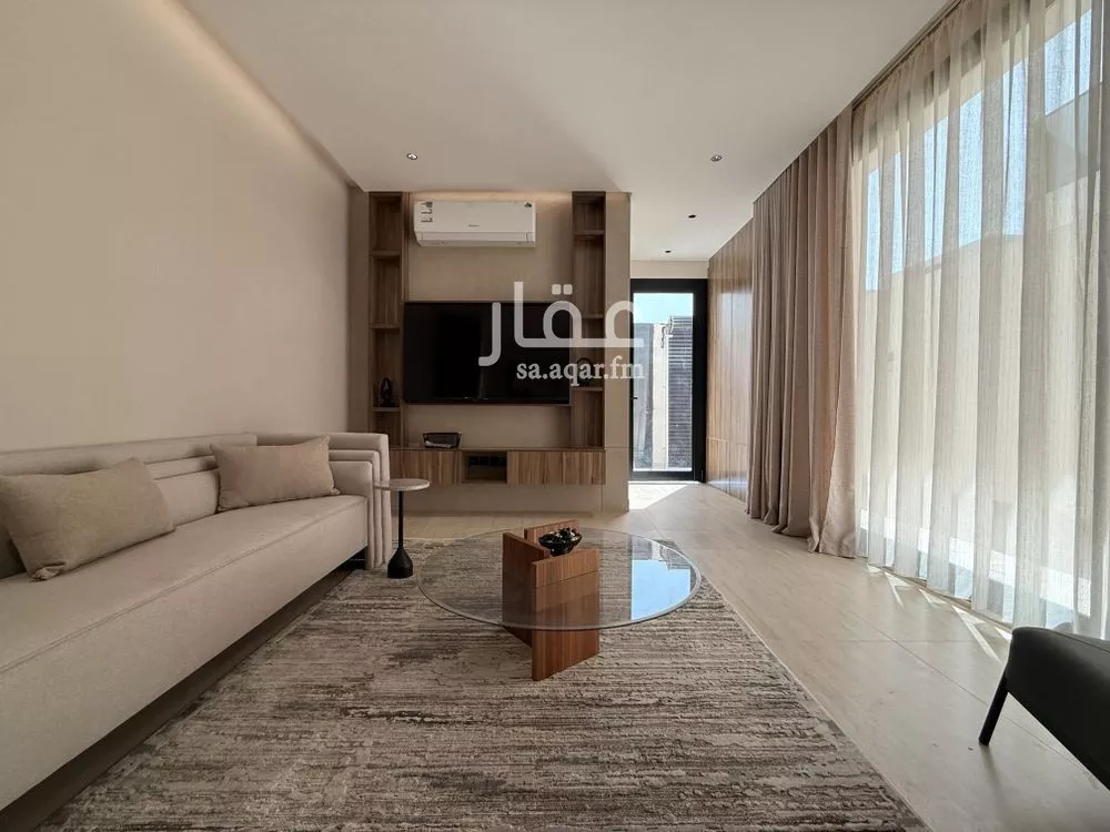 4 bedroom villa in Al Olaya, Riyadh 18