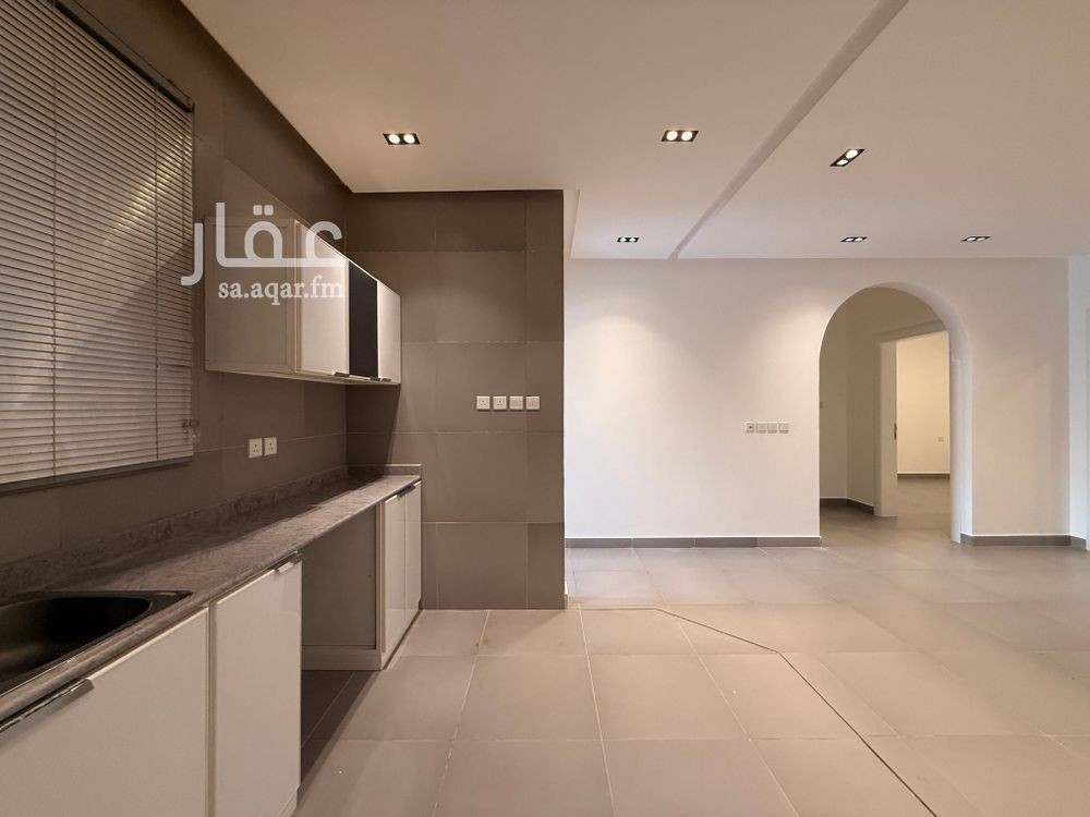 4 bedroom apartment in Al Olaya, Riyadh 5