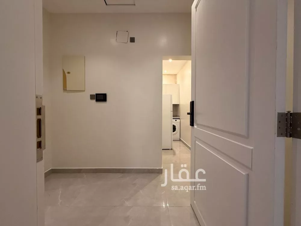 شقة 1 غرف في الورود 4