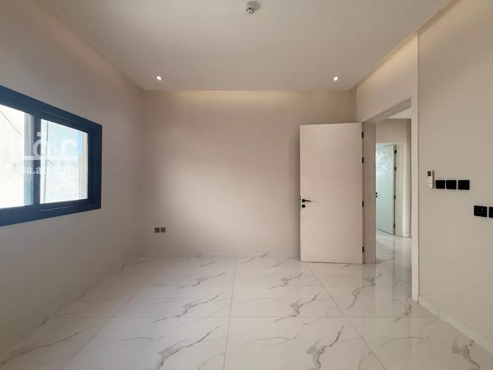 3 bedroom apartment in Al Malaz, Riyadh 10