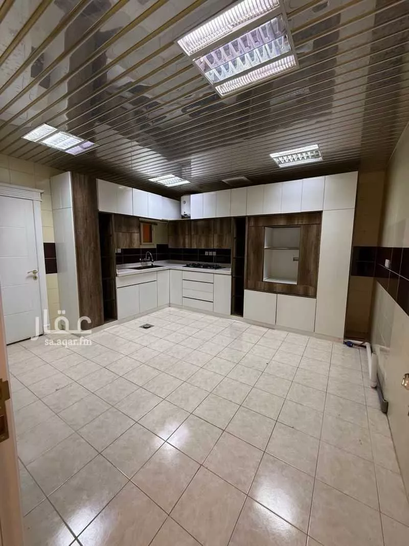 دور 6 غرف في عرقة 5