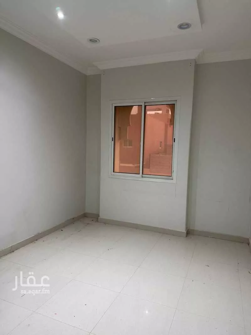 شقة 3 غرف في عرقة 5