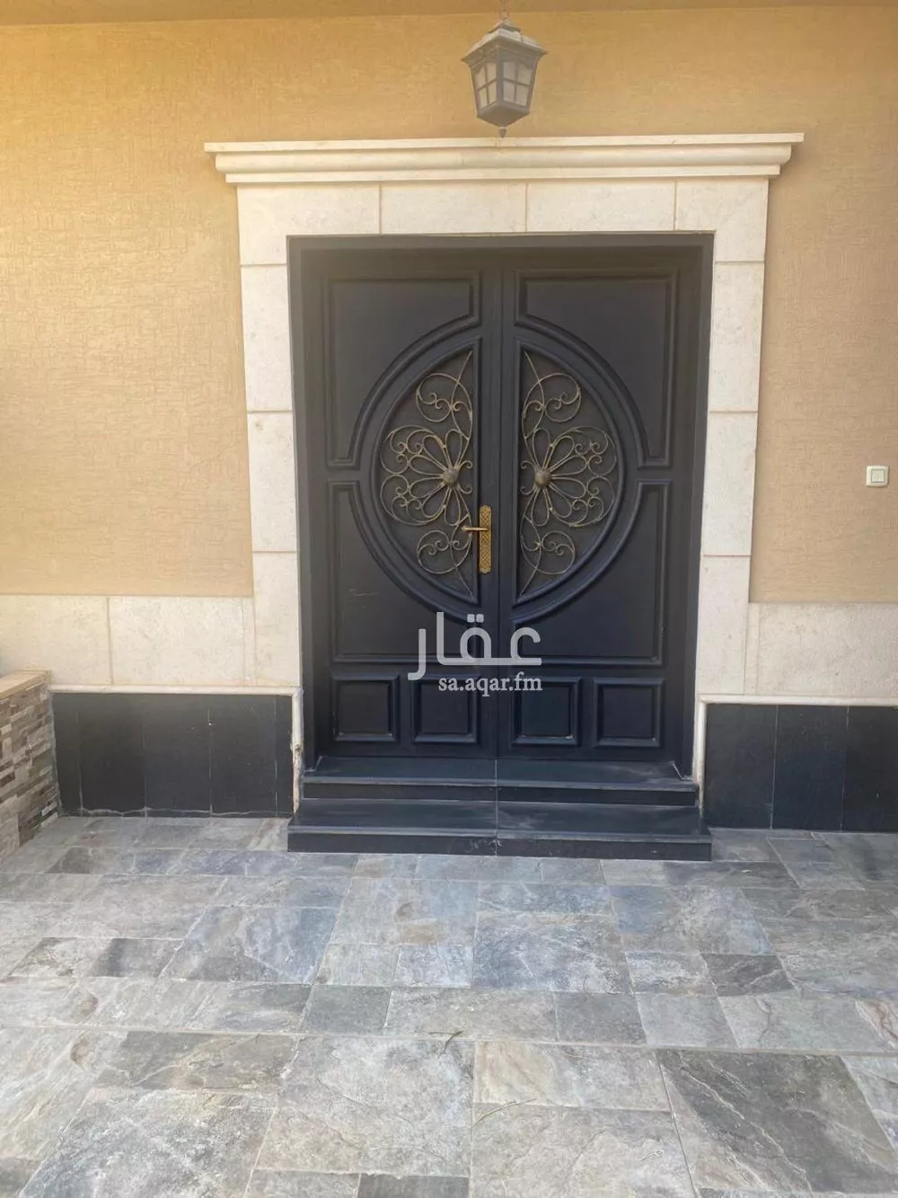 فيلا 5 غرف في العارض 2