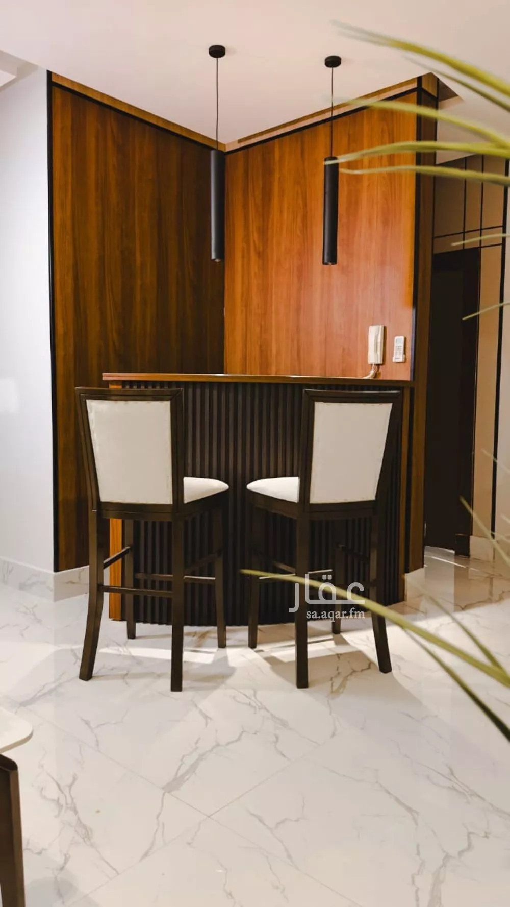 شقة 2 غرف في الملقا 4