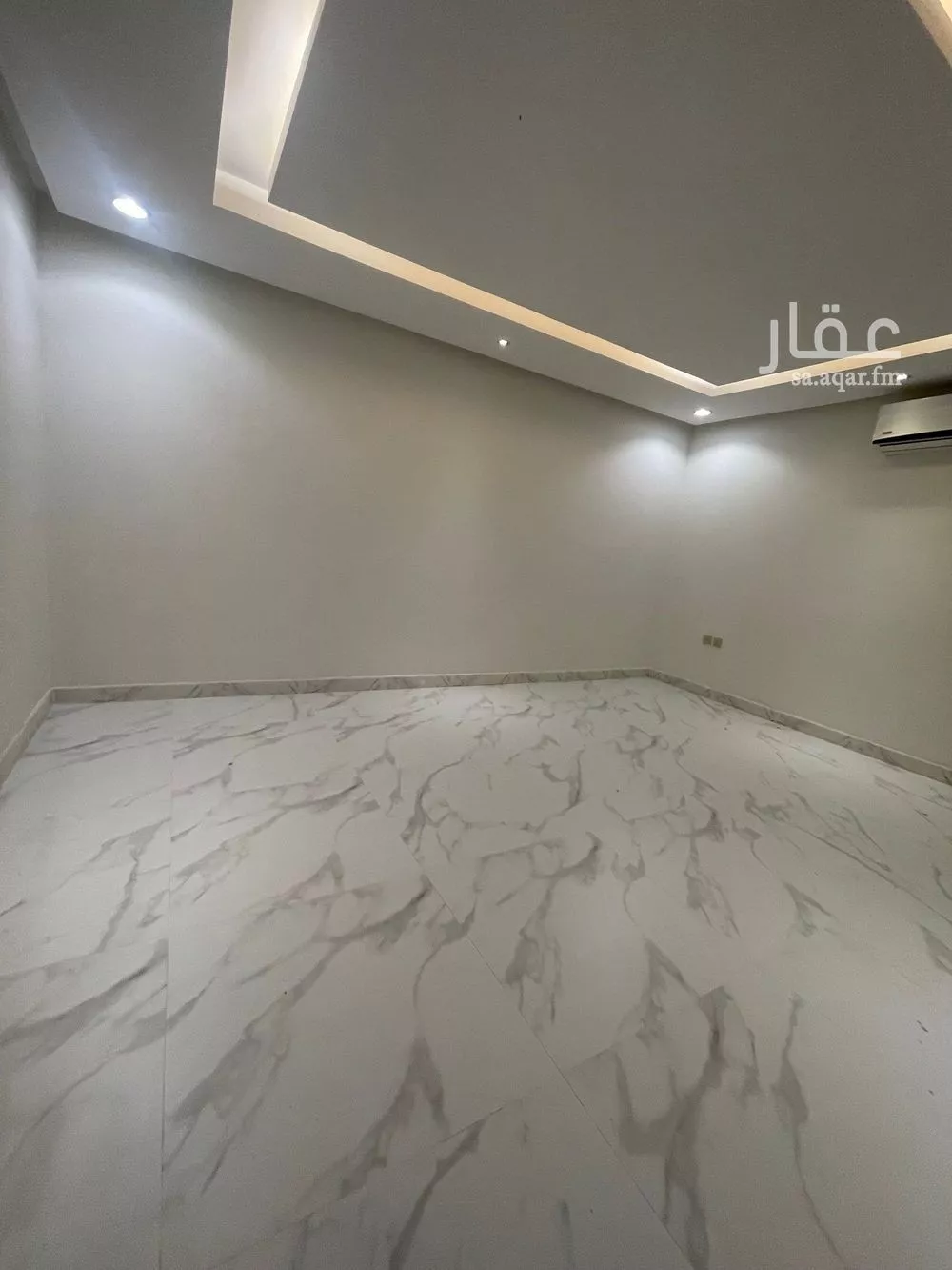 4 bedroom floor in Al Narjis 5