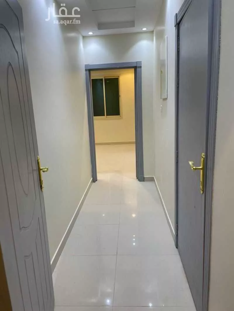 3 bedroom floor in Al Aqiq 3