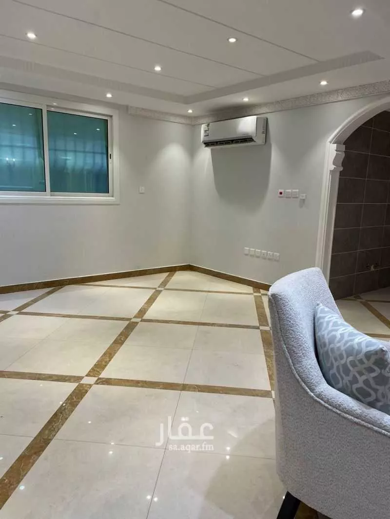 فيلا 5 غرف في الملز 3