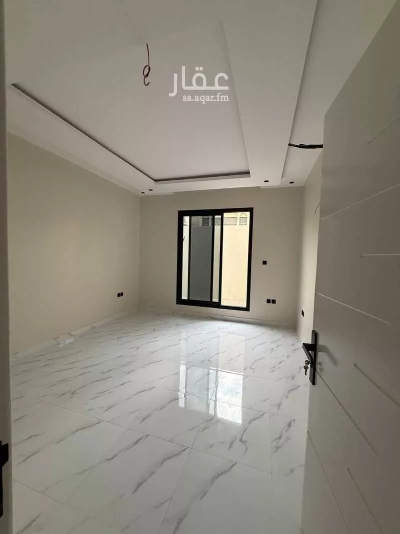 3 bedroom floor in Al Olaya 1