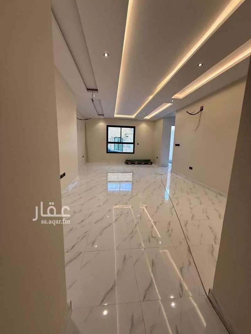 3 bedroom floor in Al Olaya 2