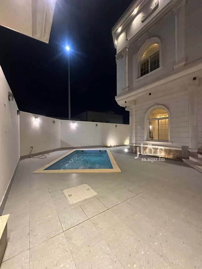 فيلا 8 غرف في نبلاء 4