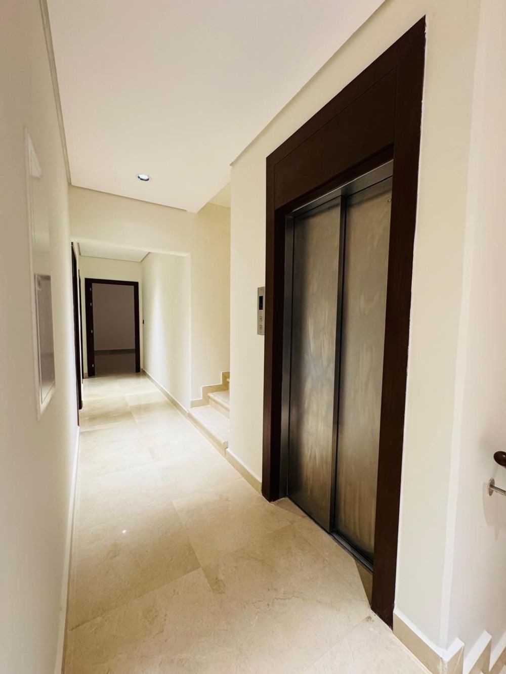 5 bedroom villa in Khuzam, Riyadh 23