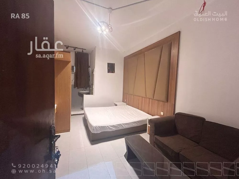 شقة 1 غرف في الملقا 5