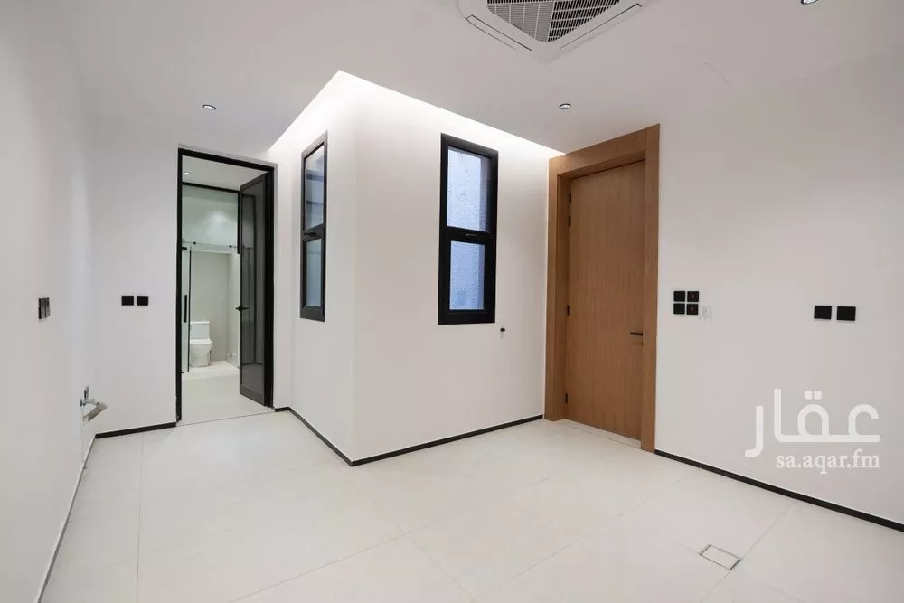 دور 3 غرف في العارض 4