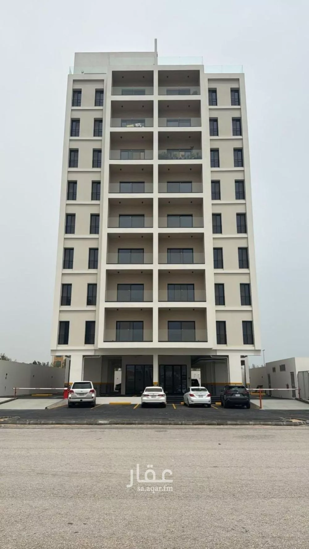 شقة 3 غرف في الحمرا 1