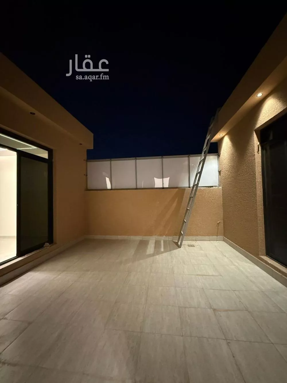 دور 3 غرف في العارض 2