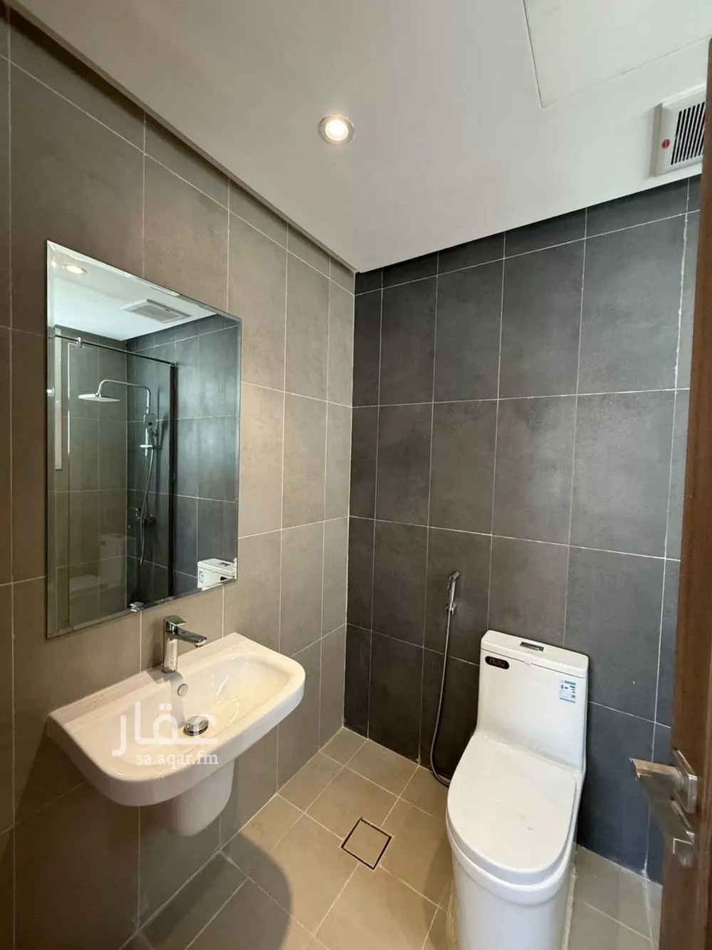 4 bedroom villa in Qurtubah, Riyadh 21