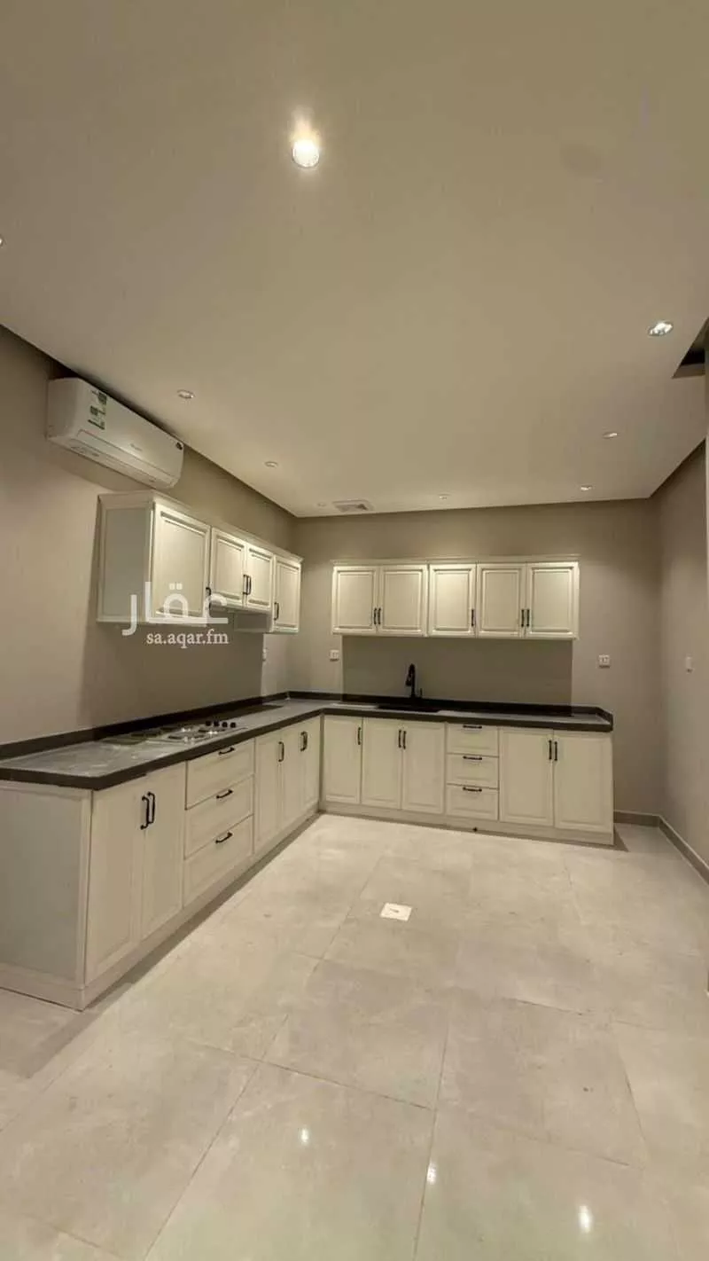 5 bedroom apartment in Al Sawari 4