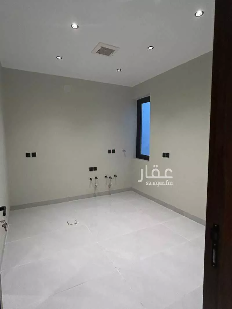4 bedroom apartment in As Suwaidi Al Gharabi, Riyadh 4
