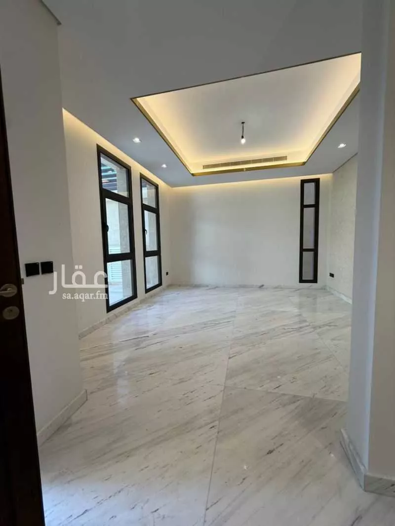 5 bedroom villa in Sidrah 7