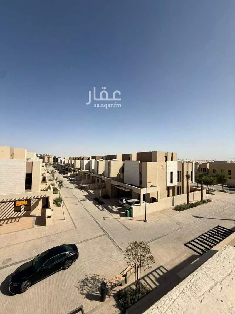 5 bedroom villa in Sidrah 6