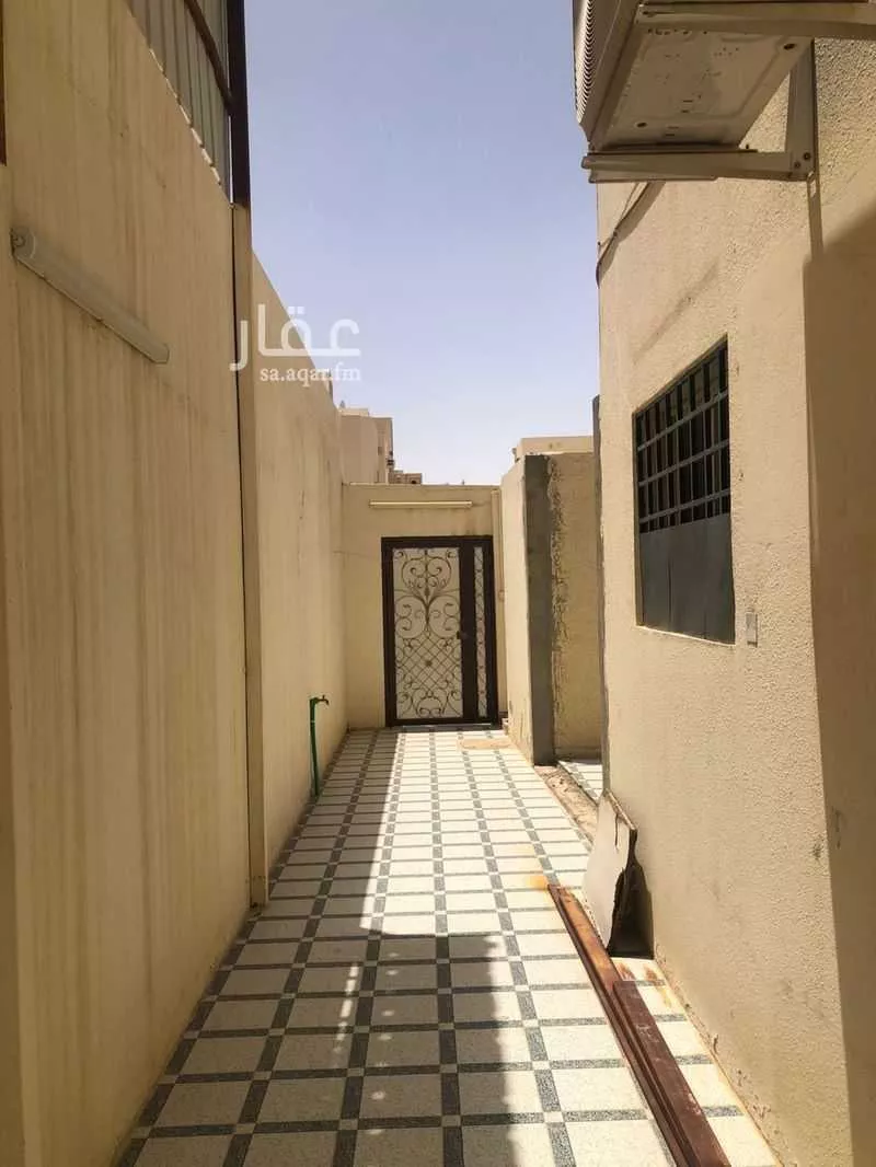 فيلا 5 غرف في النهضة 4